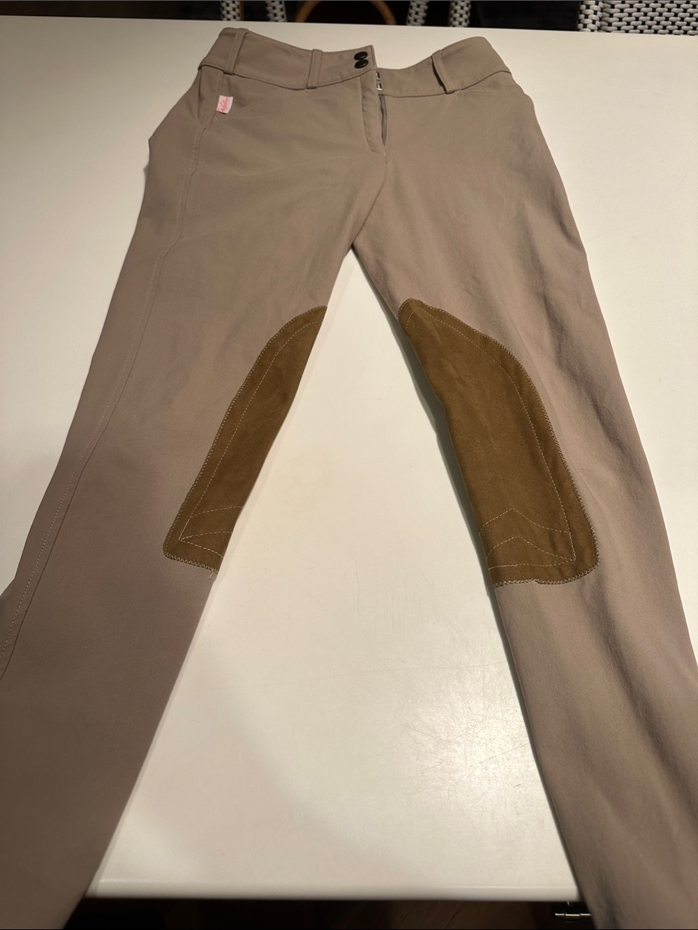 Woman’s Tailored Sportsman Trophy Hunter Breeches in Tan . Size 26